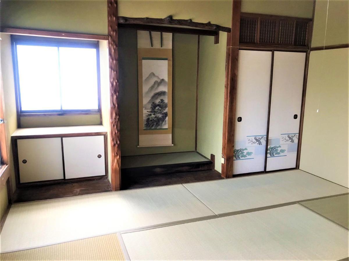 ゲストハウス三軒家 Shirahama Eksteriør billede
