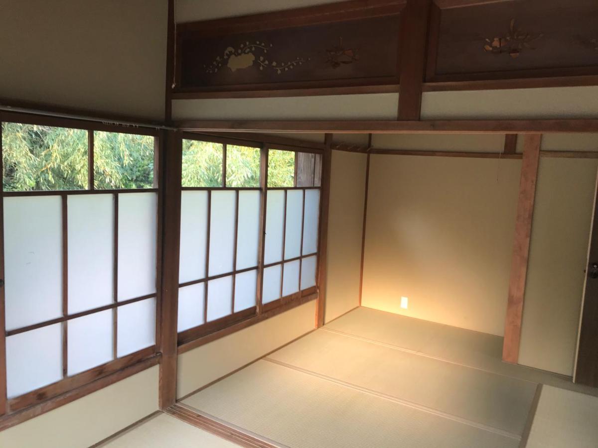 ゲストハウス三軒家 Shirahama Eksteriør billede