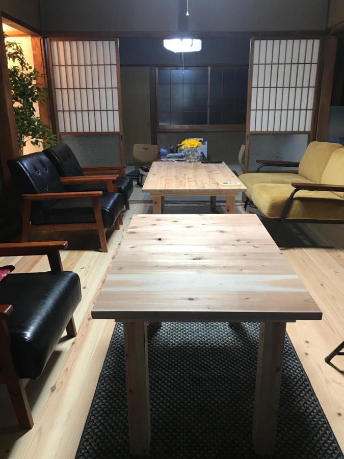 ゲストハウス三軒家 Shirahama Eksteriør billede